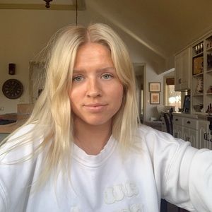 Meet your Posher, Sydney